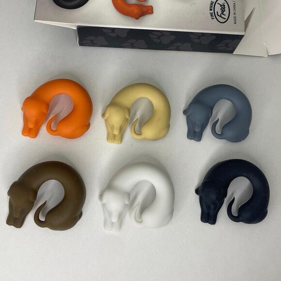 NEW Winer Dogs - Wine Markers Shaped as Weiner Dogs - Picture 2 of 6